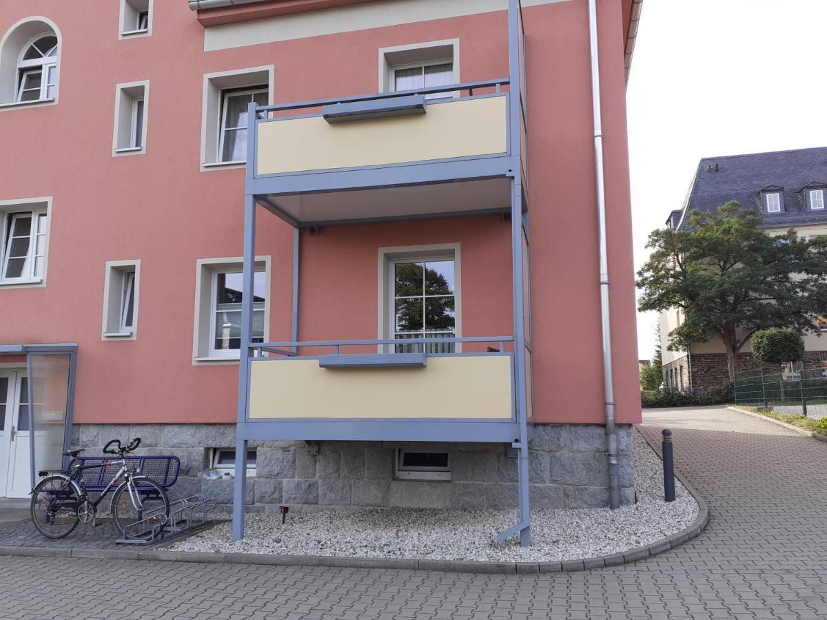 Ferienwohnung - August-Bebel-Str. 19 Oelsnitz  Exterior photo